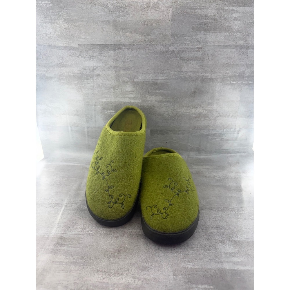 KEEN Howser Green Felt Embroidered Vine Slipper Mules Women Sz 8 1007962